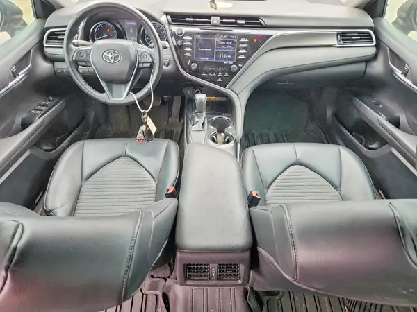 4T1B11HK0JU139973 2018 TOYOTA CAMRY - Image 8