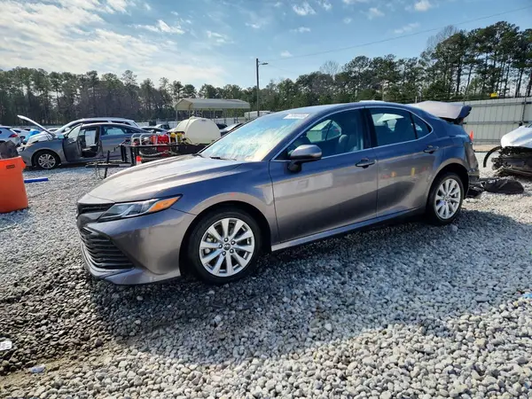 4T1B11HK0JU140945 2018 TOYOTA CAMRY - Image 1