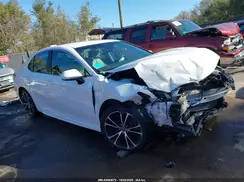 4T1B11HK0JU141335 2018 TOYOTA CAMRY