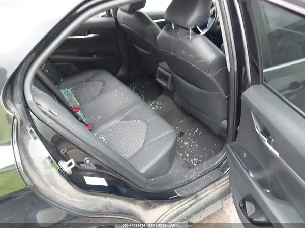 4T1B11HK0JU144462 2018 TOYOTA CAMRY - Image 8