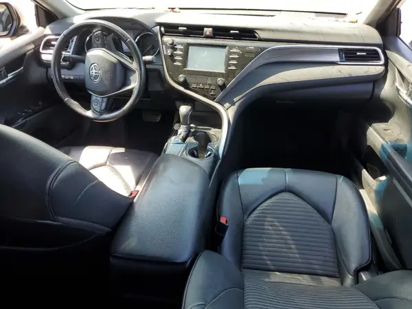 4T1B11HK0JU147054 2018 TOYOTA CAMRY - Image 8