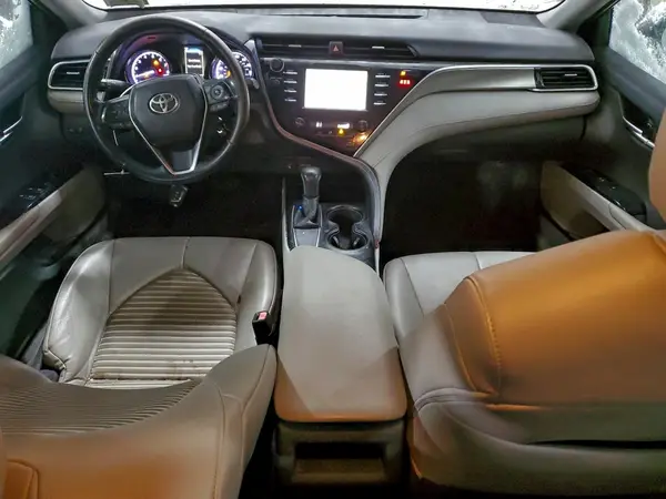 4T1B11HK0JU148012 2018 TOYOTA CAMRY - Image 8