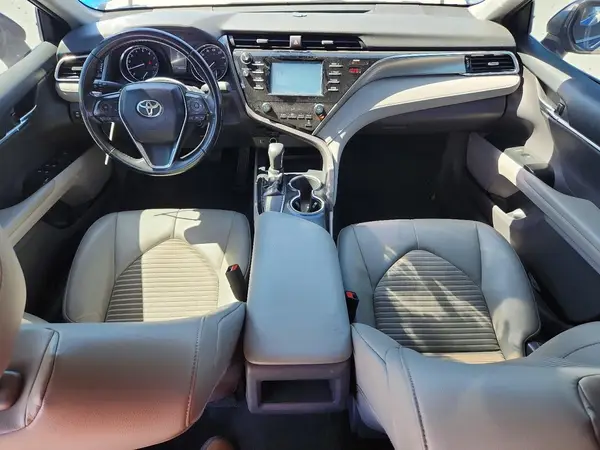 4T1B11HK0JU153677 2018 TOYOTA CAMRY - Image 8