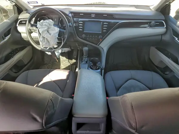 4T1B11HK0JU153887 2018 TOYOTA CAMRY - Image 8