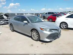 4T1B11HK0JU158247 2018 TOYOTA CAMRY