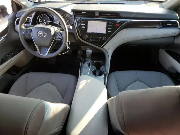 4T1B11HK0JU503972 2018 TOYOTA CAMRY - Image 8