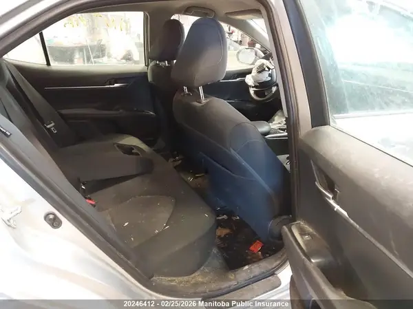 4T1B11HK0JU505561 2018 TOYOTA CAMRY - Image 8