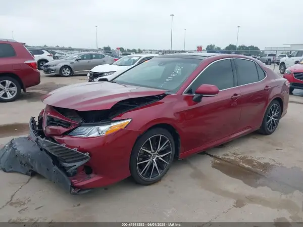 4T1B11HK0JU505771 2018 TOYOTA CAMRY - Image 2