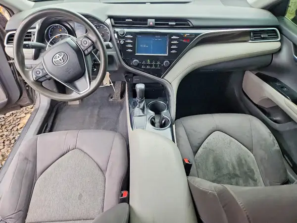 4T1B11HK0JU508038 2018 TOYOTA CAMRY - Image 8