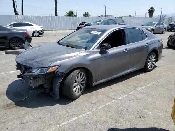 4T1B11HK0JU518553 2018 TOYOTA CAMRY - Image 1