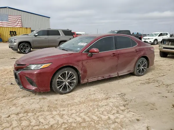 4T1B11HK0JU522764 2018 TOYOTA CAMRY - Image 1