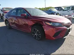 4T1B11HK0JU523140 2018 TOYOTA CAMRY