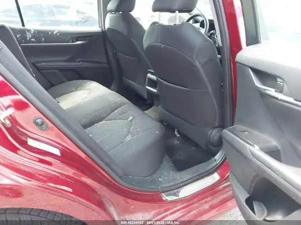 4T1B11HK0JU523932 2018 TOYOTA CAMRY - Image 8