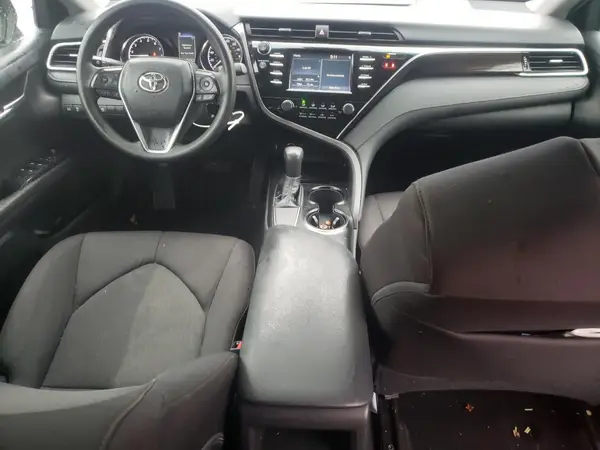 4T1B11HK0JU524806 2018 TOYOTA CAMRY - Image 8