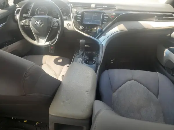 4T1B11HK0JU525132 2018 TOYOTA CAMRY - Image 8