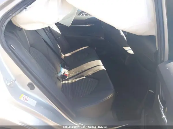 4T1B11HK0JU527348 2018 TOYOTA CAMRY - Image 8