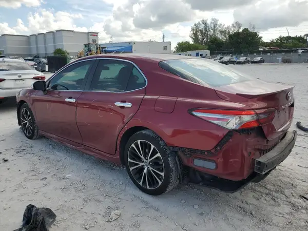 4T1B11HK0JU529200 2018 TOYOTA CAMRY - Image 2