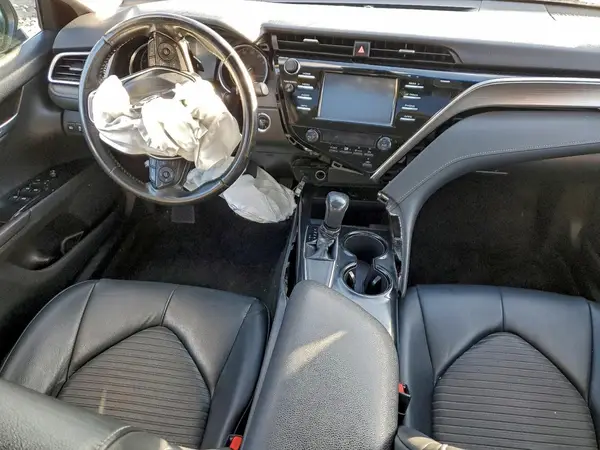 4T1B11HK0JU529486 2018 TOYOTA CAMRY - Image 8