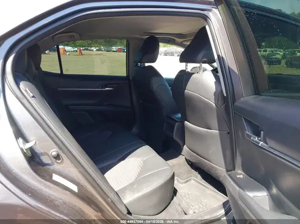 4T1B11HK0JU530170 2018 TOYOTA CAMRY - Image 8