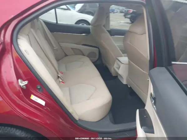 4T1B11HK0JU530802 2018 TOYOTA CAMRY - Image 8