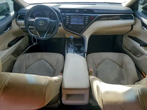 4T1B11HK0JU532310 2018 TOYOTA CAMRY - Image 8