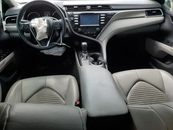 4T1B11HK0JU533764 2018 TOYOTA CAMRY - Image 8