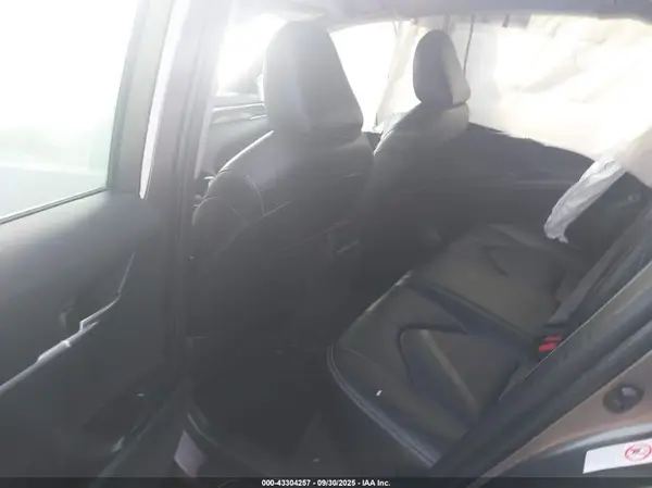 4T1B11HK0JU537152 2018 TOYOTA CAMRY - Image 8