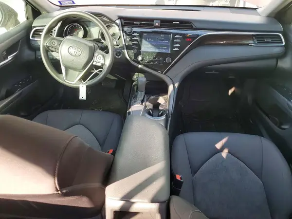 4T1B11HK0JU538639 2018 TOYOTA CAMRY - Image 8