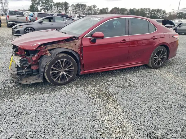 4T1B11HK0JU539015 2018 TOYOTA CAMRY - Image 1