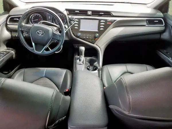 4T1B11HK0JU539063 2018 TOYOTA CAMRY - Image 8