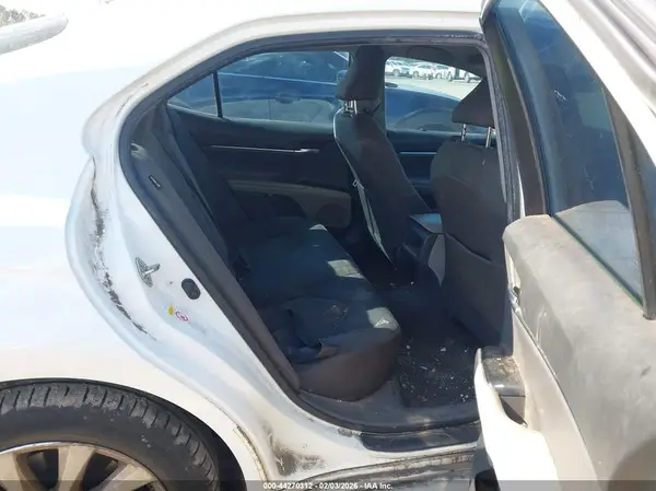 4T1B11HK0JU540441 2018 TOYOTA CAMRY - Image 8