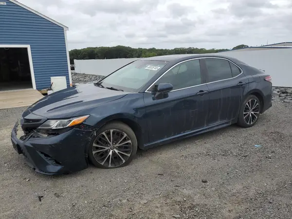 4T1B11HK0JU540505 2018 TOYOTA CAMRY - Image 1