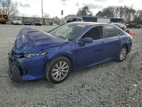 4T1B11HK0JU540939 2018 TOYOTA CAMRY - Image 1