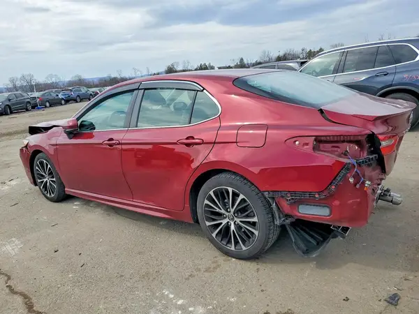 4T1B11HK0JU543081 2018 TOYOTA CAMRY - Image 2