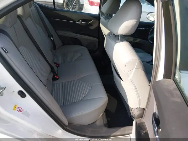 4T1B11HK0JU543551 2018 TOYOTA CAMRY - Image 8