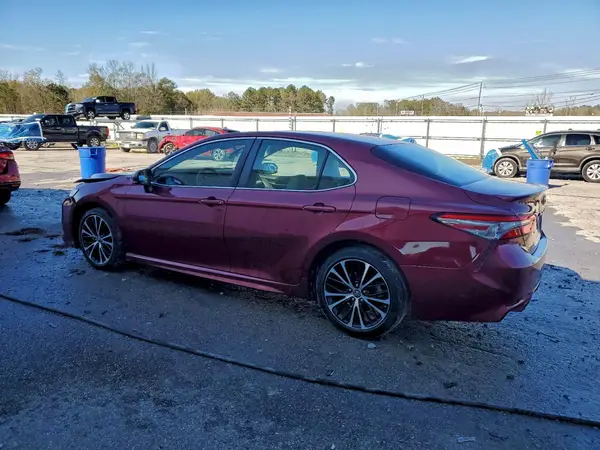 4T1B11HK0JU545624 2018 TOYOTA CAMRY - Image 2