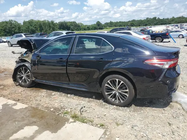 4T1B11HK0JU547177 2018 TOYOTA CAMRY - Image 2