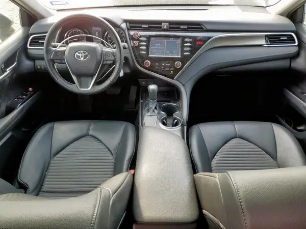 4T1B11HK0JU552637 2018 TOYOTA CAMRY - Image 8