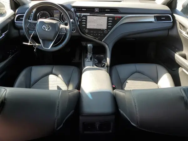 4T1B11HK0JU553884 2018 TOYOTA CAMRY - Image 8