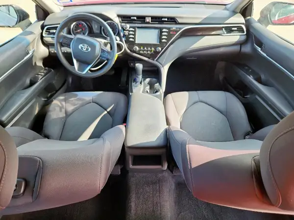 4T1B11HK0JU558261 2018 TOYOTA CAMRY - Image 8
