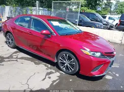 4T1B11HK0JU558325 2018 TOYOTA CAMRY