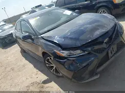 4T1B11HK0JU559863 2018 TOYOTA CAMRY
