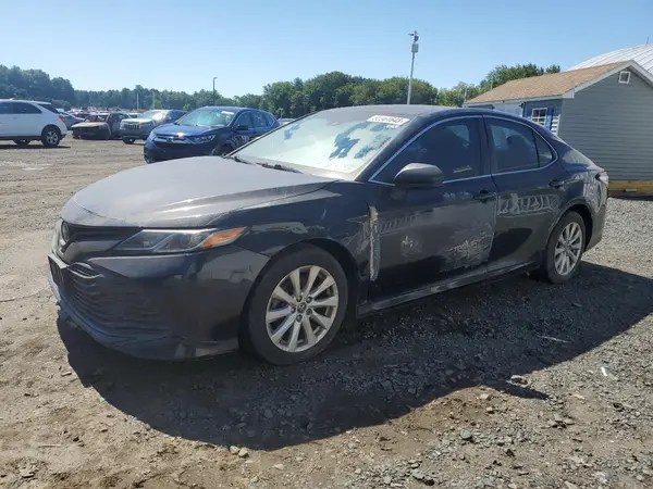 4T1B11HK0JU560043 2018 TOYOTA CAMRY - Image 1