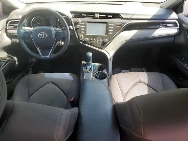 4T1B11HK0JU560043 2018 TOYOTA CAMRY - Image 8