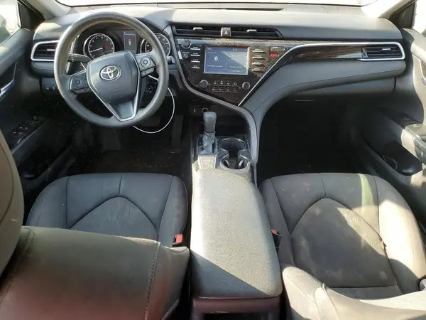 4T1B11HK0JU563198 2018 TOYOTA CAMRY - Image 8