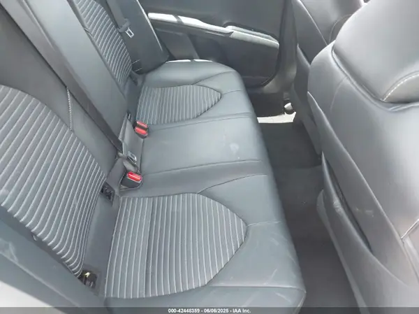 4T1B11HK0JU567803 2018 TOYOTA CAMRY - Image 8