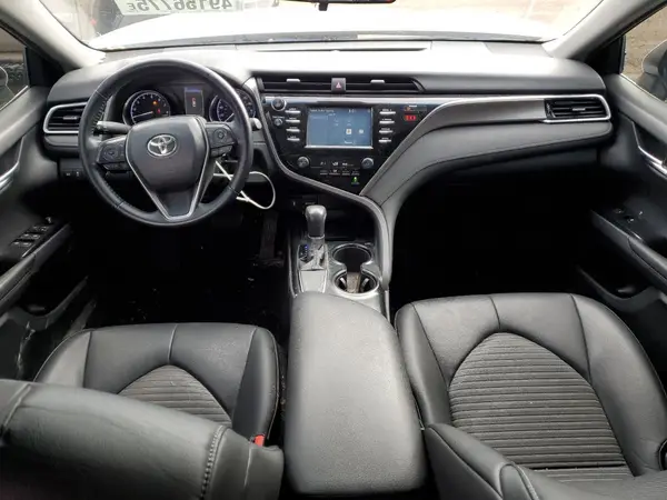4T1B11HK0JU570524 2018 TOYOTA CAMRY - Image 8