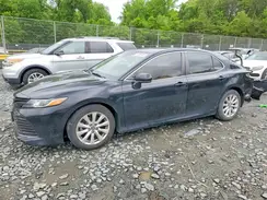 4T1B11HK0JU571012 2018 TOYOTA CAMRY