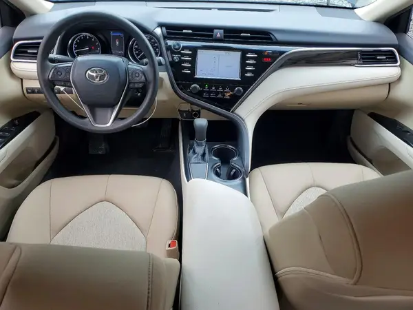 4T1B11HK0JU571012 2018 TOYOTA CAMRY - Image 8