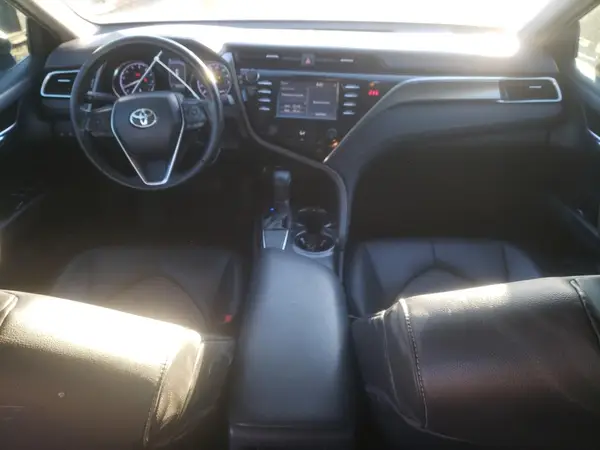 4T1B11HK0JU573441 2018 TOYOTA CAMRY - Image 8